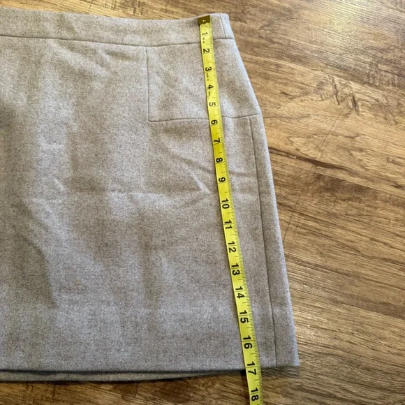 J. CREW Women's Wool Blend A-Line Above Knee Length Beige Skirt Size 6 Winter - Picture 6 of 6